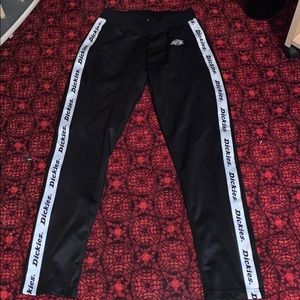 Women’s dickies pants